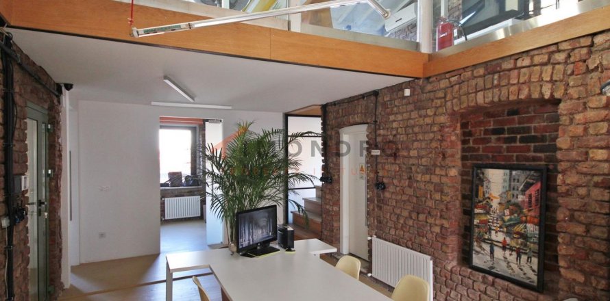 3+1 Lägenhet  i Beyoglu, Istanbul, istanbul, Turkiet Nr. 221631