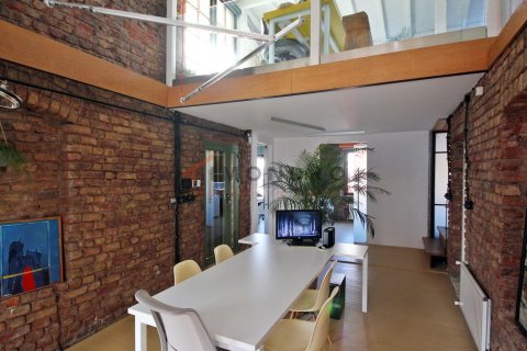 3+1 Lägenhet  i Beyoglu, Istanbul, istanbul, Turkiet Nr. 221631 - 2