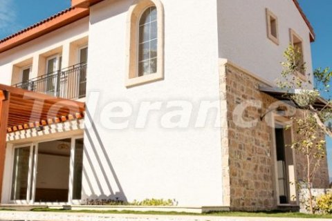 2+1 Villa  i Bodrum, Mugla, Tyrkiet Nr. 52726 - 3