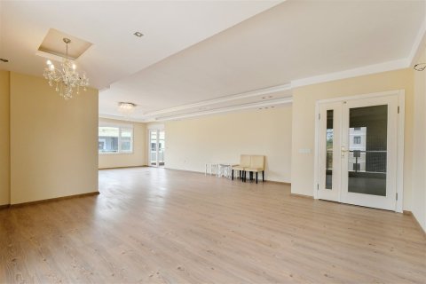 Продажа квартиры  в Оба, Анталье, Турция 4+1, 240м2, №227070 – фото 19