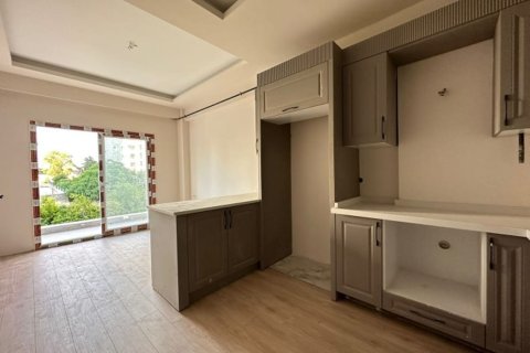 1+1 Apartment  in Tomuk, Mersin, Turkey No. 230683