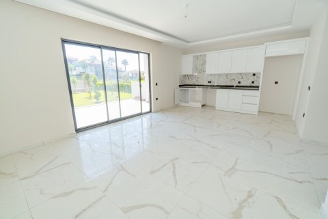 آپارتمان در Kargicak، Alanya ، ترکیه 2 خوابه ، 145 متر مربع. شماره 228375 - 2