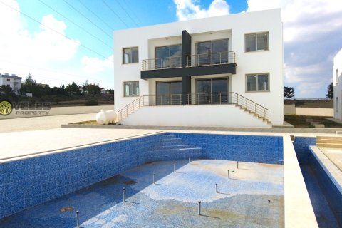 Продажа квартиры  в Дикмене, Гирне, Северный Кипр 2+1, 70м2, №213968 – фото 12