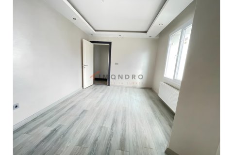 آپارتمان در  Bueyuekcekmece ، ترکیه 3 خوابه ، 157 متر مربع.  شماره 215914 - 23