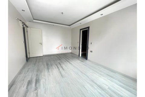 آپارتمان در  Bueyuekcekmece ، ترکیه 3 خوابه ، 157 متر مربع.  شماره 215914 - 18