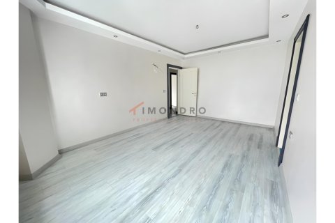 آپارتمان در  Bueyuekcekmece ، ترکیه 3 خوابه ، 157 متر مربع.  شماره 215914 - 21