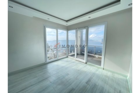 آپارتمان در  Bueyuekcekmece ، ترکیه 3 خوابه ، 157 متر مربع.  شماره 215914 - 15