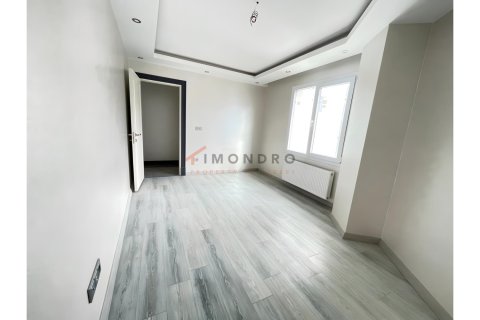 آپارتمان در  Bueyuekcekmece ، ترکیه 3 خوابه ، 157 متر مربع.  شماره 215914 - 20