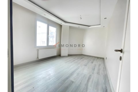 آپارتمان در  Bueyuekcekmece ، ترکیه 3 خوابه ، 157 متر مربع.  شماره 215914 - 16