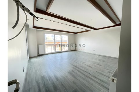 آپارتمان در  Bueyuekcekmece ، ترکیه 3 خوابه ، 157 متر مربع.  شماره 215914 - 3