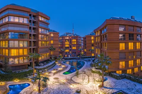 Продажа квартиры в Стамбуле, Турция 4 комн., 379м2, №212210 – фото 1