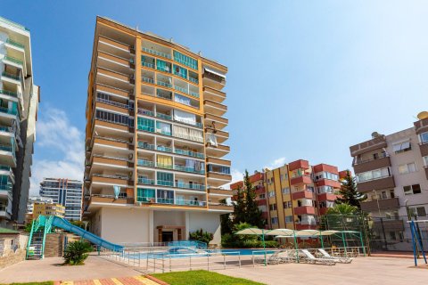 1+1 Apartment  in Mahmutlar, Antalya, Turkey No. 230935