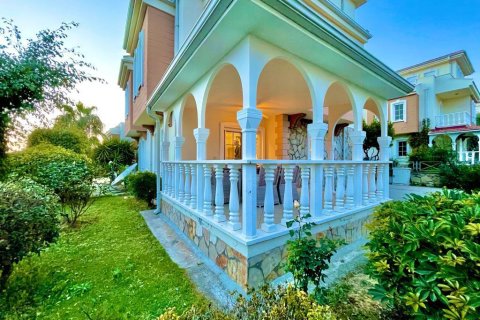 3+1 Villa  in Incekum, Antalya, Türkei Nr. 217936 - 2