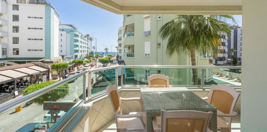 2+1 Apartment  in Oba, Antalya, Turkey No. 217939