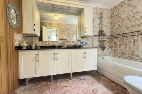 3+1 Villa  i Alanya, Antalya, Tyrkia Nr. 217942 - 14