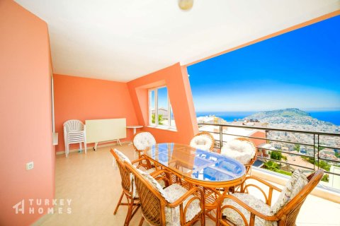 Penthouse for sale in Alanya, Antalya, Turkey, 3 bedrooms, 220m2, No. 233813 – photo 1