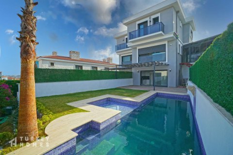 Продажа виллы в Алачаты, Измире, Турция 5+1, 210м2, №233814 – фото 1