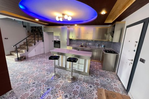 4+1 Villa  in Mersin, Turkey No. 230931