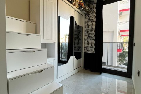 آپارتمان در  Mahmutlar ، ترکیه 2 خوابه ، 80 متر مربع.  شماره 218648 - 9