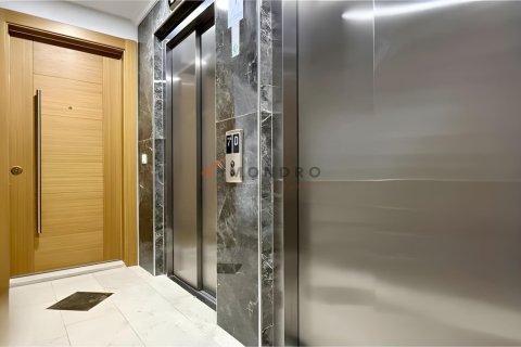 Продажа квартиры  в Кадыкёе, Стамбуле, Турция 3+1, 100м2, №215218 – фото 25