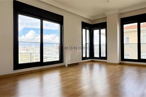 Продажа квартиры  в Кадыкёе, Стамбуле, Турция 3+1, 100м2, №215218 – фото 2