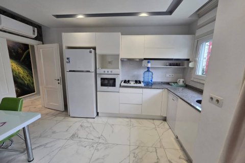 2+1 Lägenhet  i Alanya, Antalya, Turkiet Nr. 215215 - 2