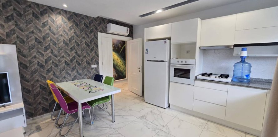 2+1 Lägenhet  i Alanya, Antalya, Turkiet Nr. 215215