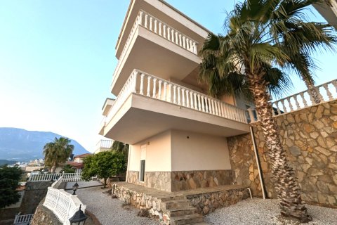 3+1 Villa  in Alanya, Antalya, Türkei Nr. 221778 - 2