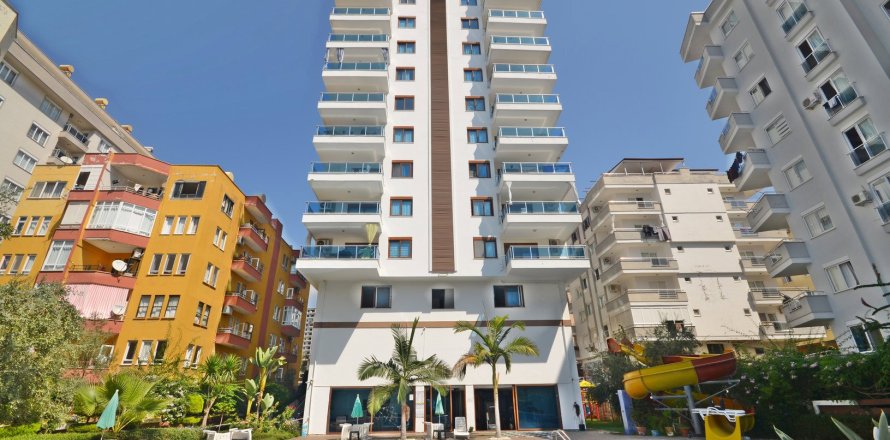 2+1 Apartment  in Mahmutlar, Antalya, Turkey No. 221780