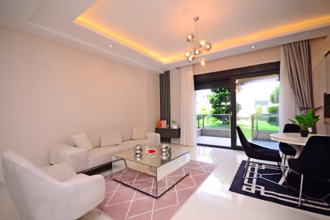 2+1 Apartment in Alanya, Antalya, Turkey No. 221775