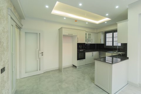 1+1 Wohnung  in Mersin, Türkei Nr. 230695 - 12