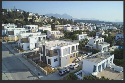 4+1 Villa i Esentepe, Girne, Nr. 226735 - 2
