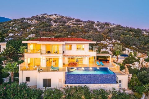 Продажа виллы  в Каше, Анталье, Турция 5+1, 330м2, №222475 – фото 2