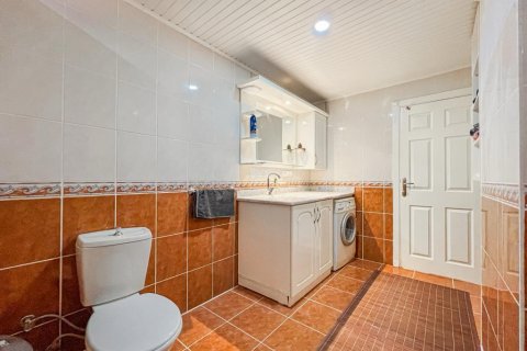 2+1 Wohnung  in Mahmutlar, Antalya, Türkei Nr. 228672 - 16