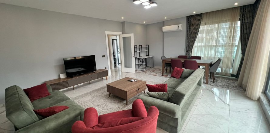 3+1 Apartment  in Alanya, Antalya, Turkey No. 221153