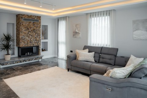 4+1 Villa  i Lapta, Girne,  Nr. 213949 - 13