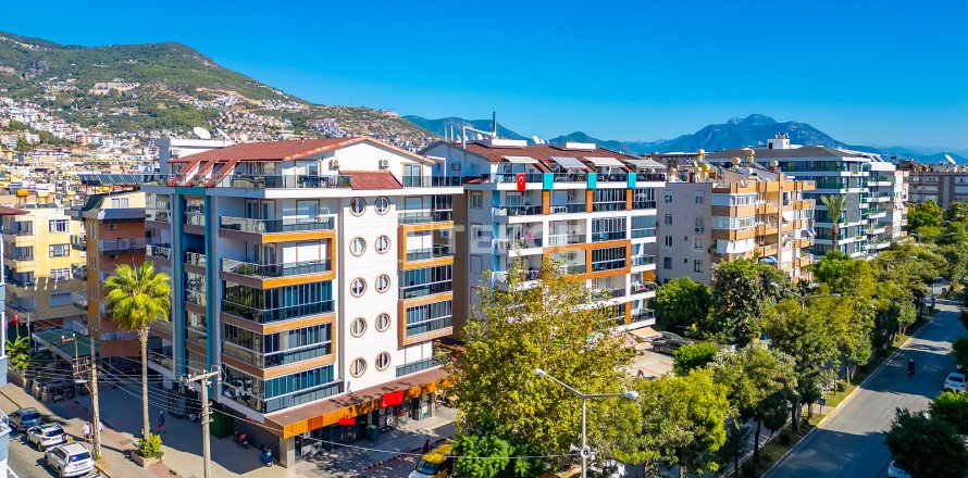 1+1 Lägenhet  i Alanya, Antalya, Turkiet Nr. 215855