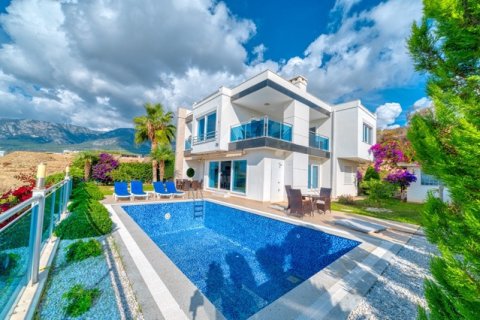 4+1 Villa  in Antalya, Turkey No. 222795