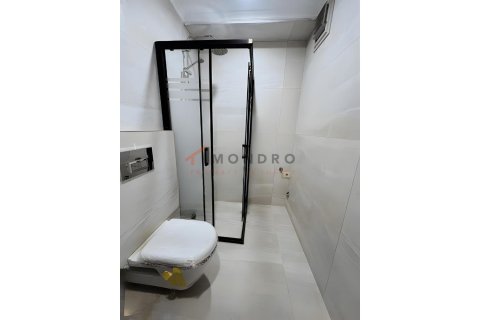 1+1 Wohnung  in Besiktas, Istanbul, Türkei Nr. 214841 - 13