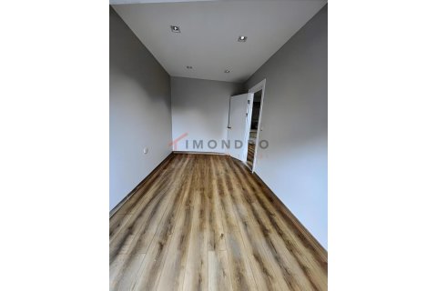 1+1 Wohnung  in Besiktas, Istanbul, Türkei Nr. 214841 - 10