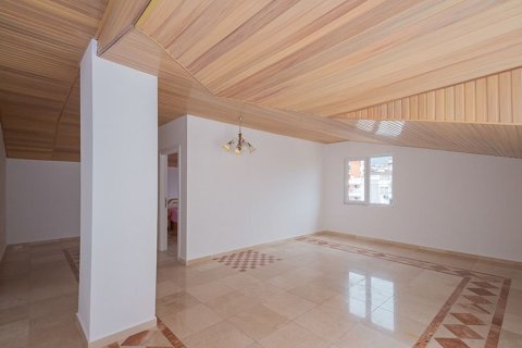 Продажа квартиры в Махмутларе, Анталье, Турция 4+2, 240м2, №237945 – фото 7