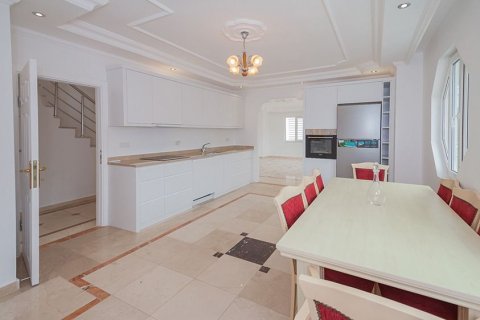 Продажа квартиры в Махмутларе, Анталье, Турция 4+2, 240м2, №237945 – фото 19