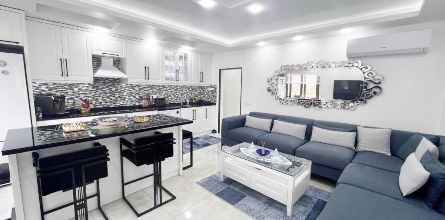 Квартира 3-х ком. в Кестеле, Анталья, Турция №212787