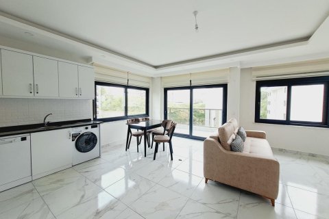 1+1 Apartment  in Avsallar, Antalya, Turkey No. 231110