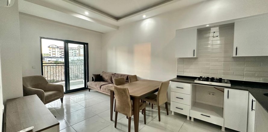 Квартира  1+1 в Аланье, Анталья, Турция №228263
