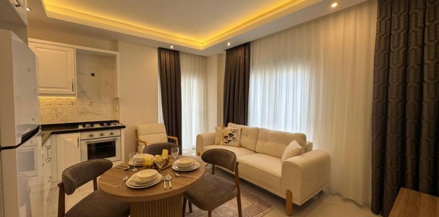 Квартира  2-х ком. в Махмутларе, Анталья, Турция №213460