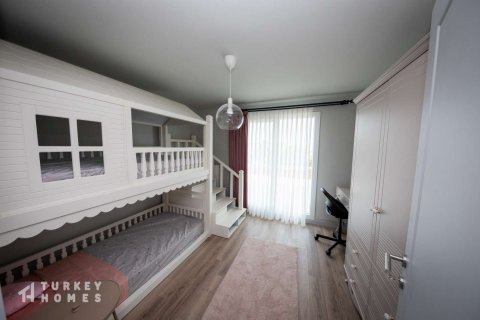 Продажа квартиры  в Стамбуле, Турция 2+1, 113м2, №234223 – фото 23
