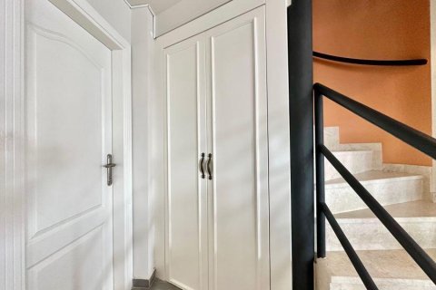 ویلا در Tepe،  Alanya ، ترکیه 130 متر مربع.  شماره 221668 - 11