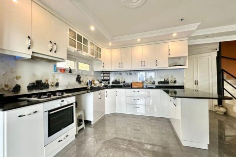 ویلا در Tepe،  Alanya ، ترکیه 130 متر مربع.  شماره 221668 - 5