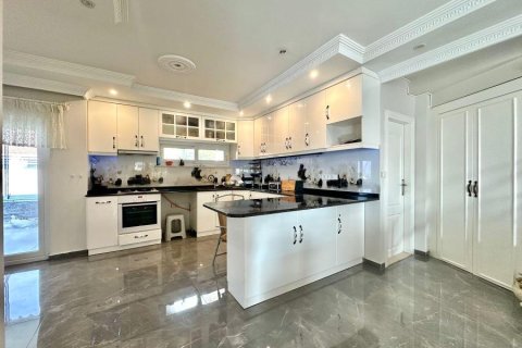 ویلا در Tepe،  Alanya ، ترکیه 130 متر مربع.  شماره 221668 - 4